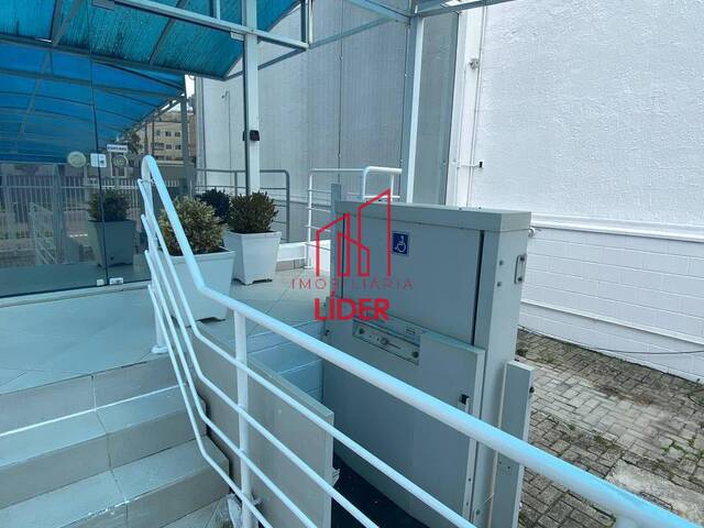 Prédio comercial para Locação em Curitiba - 2