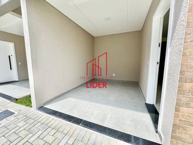 Sobrado para Venda em Curitiba - 5