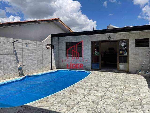 Casa para Venda em São José dos Pinhais - 4