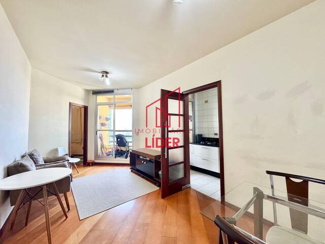 Apartamento para Venda em Curitiba - 3