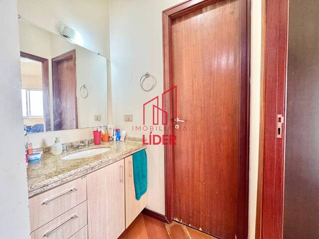Apartamento para Venda em Curitiba - 4