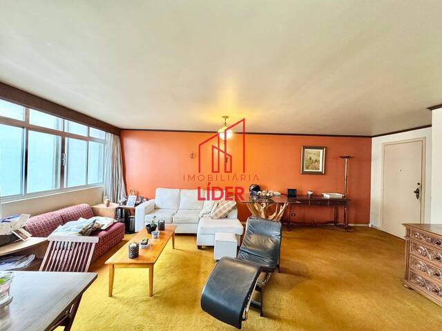 Apartamento para Venda em Curitiba - 4