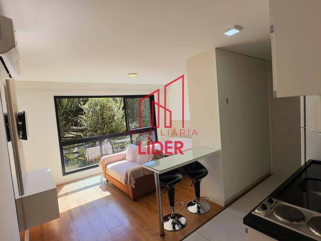 Apartamento para Locação em Curitiba - 2
