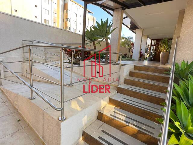 Apartamento para Venda em Curitiba - 2