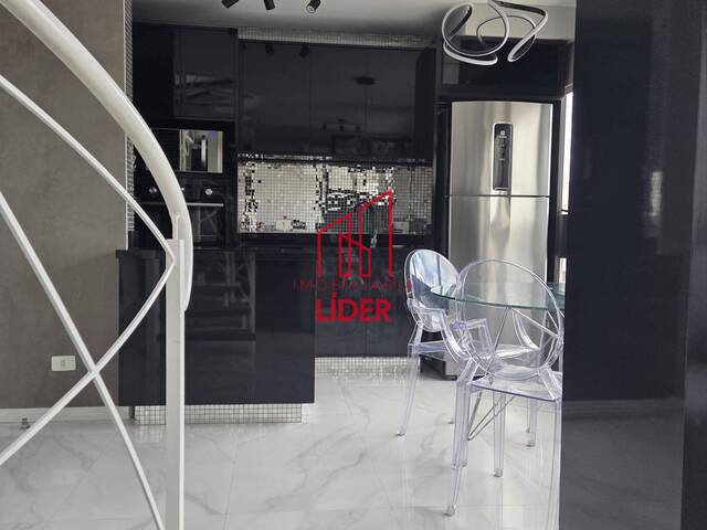 #379 - Apartamento para Locação em Curitiba - PR - 2