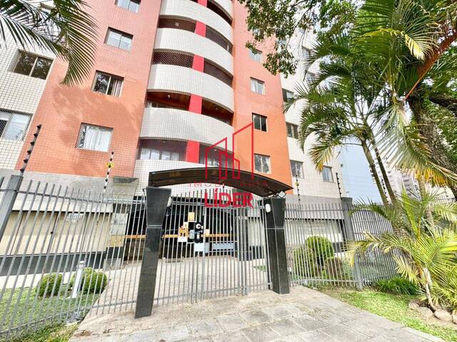 Apartamento para Venda em Curitiba - 2