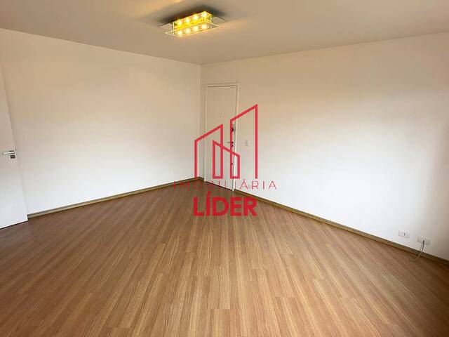 Apartamento para Locação em Curitiba - 2