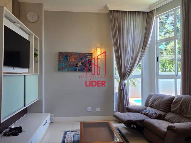 Sobrado para Locação em Curitiba - 4