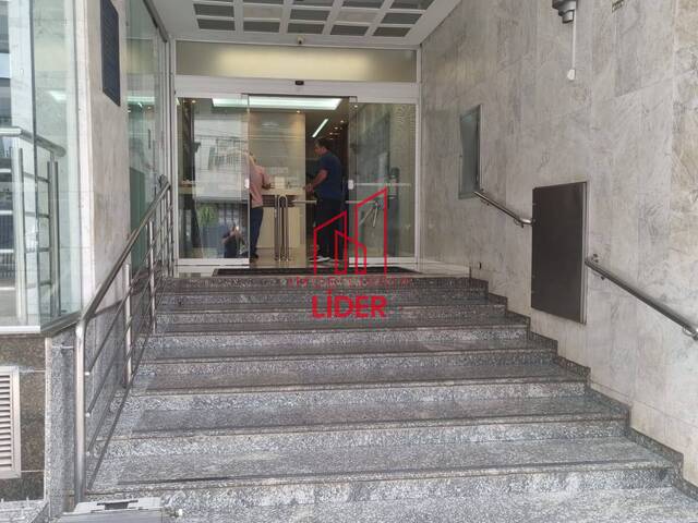 Conjunto Comercial para Venda em Curitiba - 2