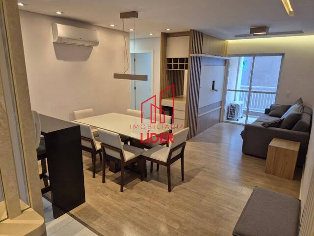 Apartamento para Locação em Curitiba - 2