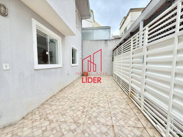 Casa para Venda em Curitiba - 3