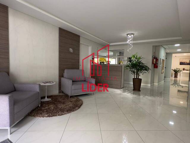 Apartamento para Locação em Curitiba - 2