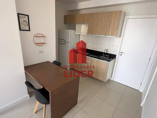 #590 - Apartamento para Venda em Curitiba - PR