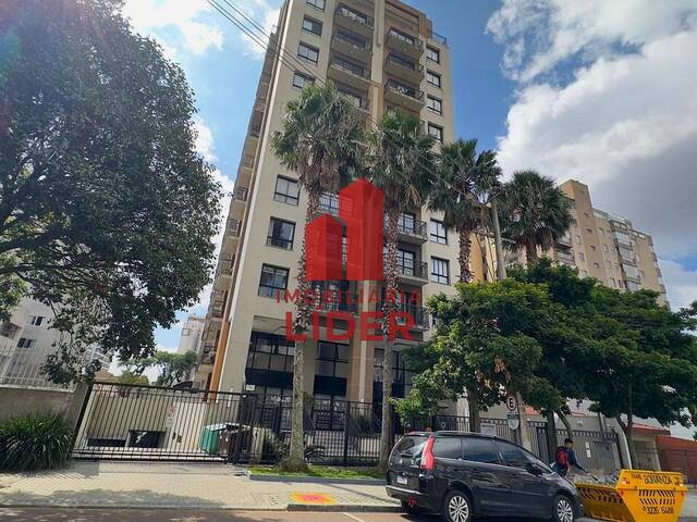 #590 - Apartamento para Venda em Curitiba - PR