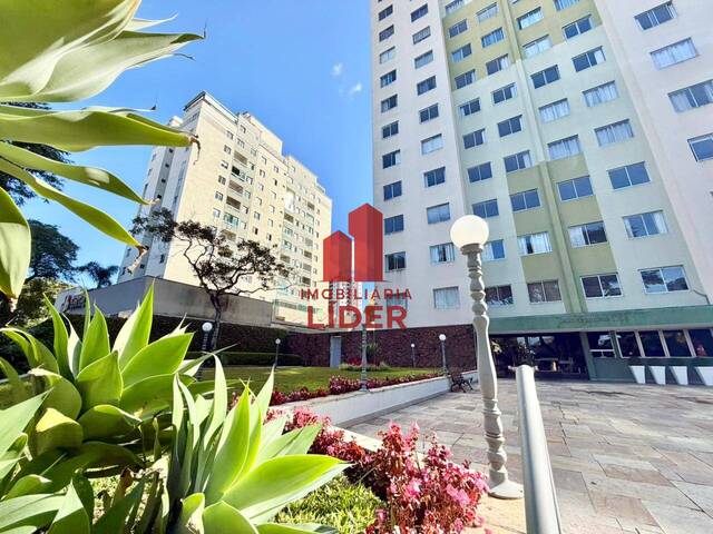 Apartamento para Venda em Curitiba - 2